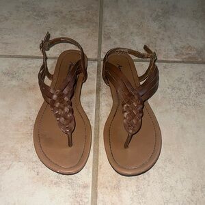 American Eagle Sandals